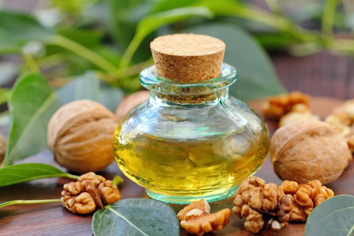 walnuts oil